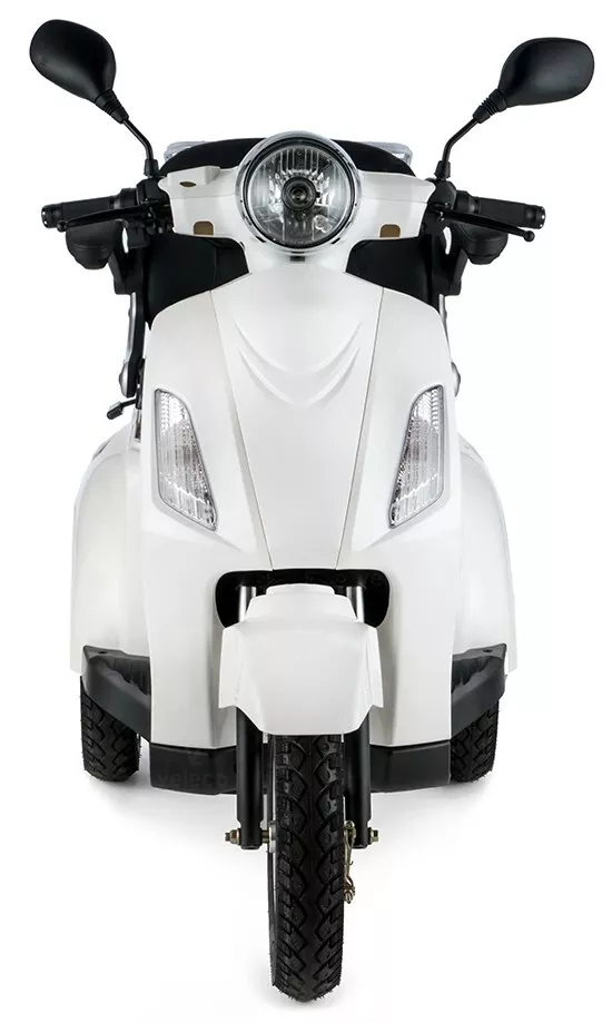 Veleco ZT15 Three-Wheel Mobility Scooter (900 W) - Image 3