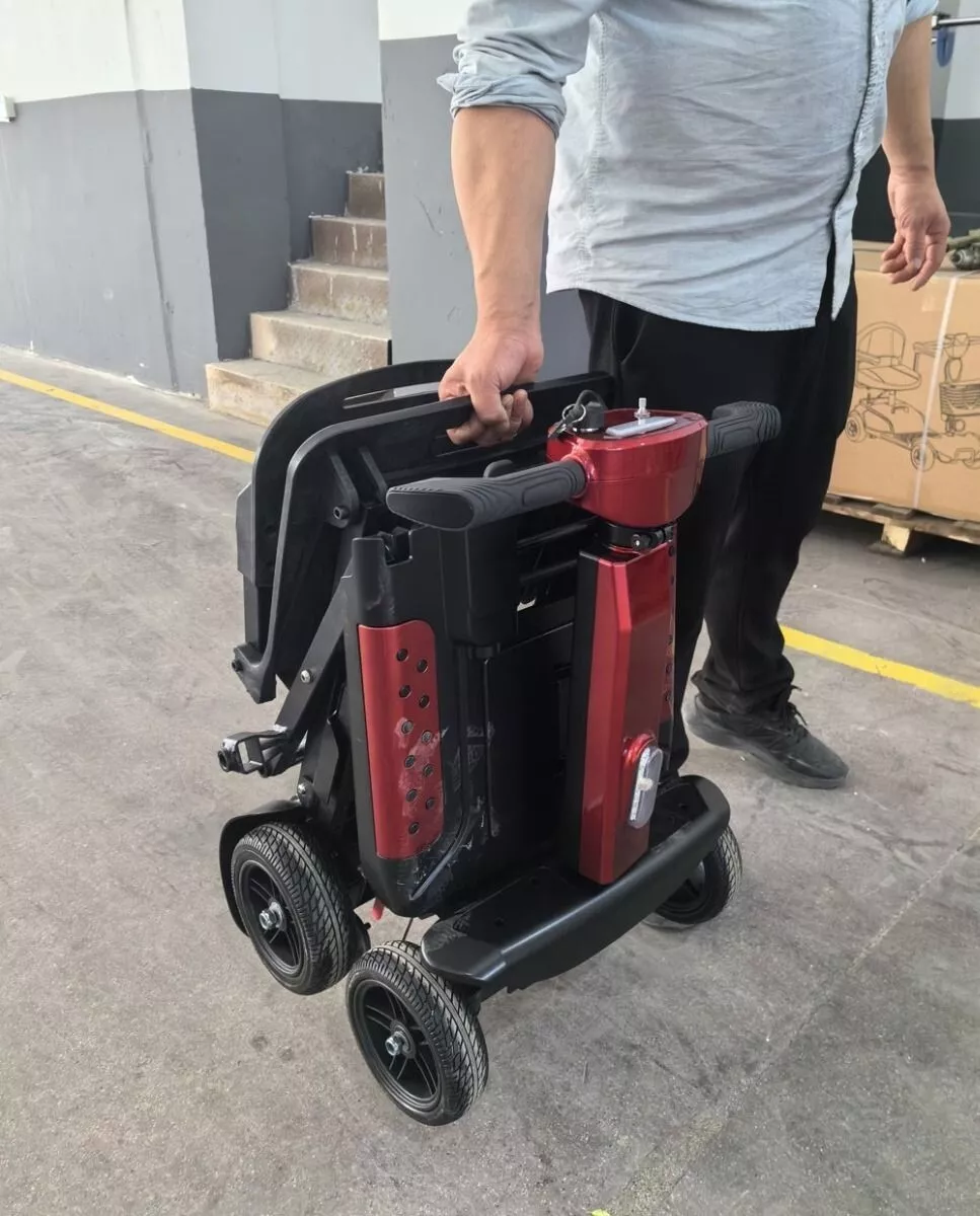 Light 24kg VAT-Exempt Auto-Folding Mobility Scooter