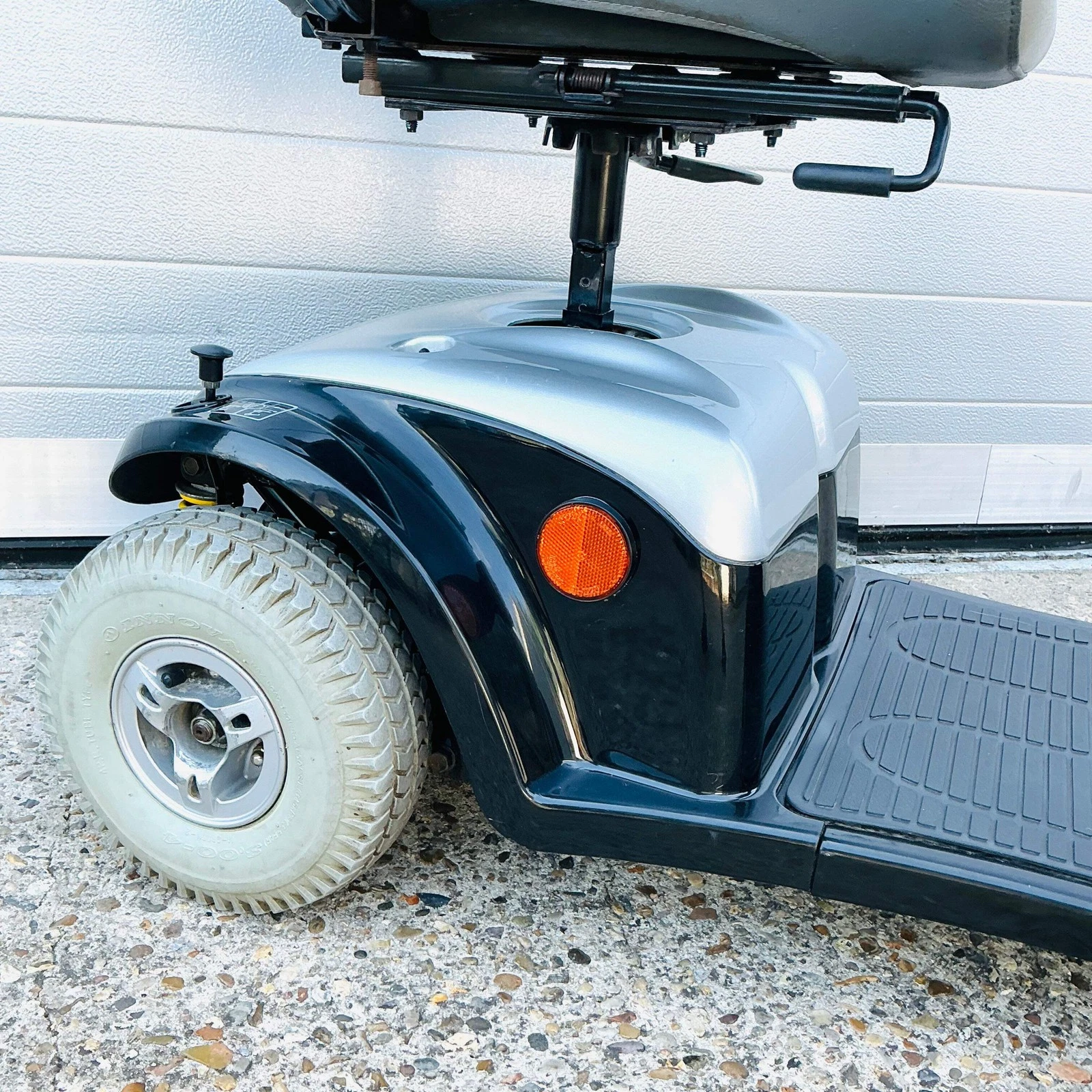 Kymco Super 6 Medium All-Terrain 6 mph Mobility Scooter – Rugged Comfort with Warranty - Image 20