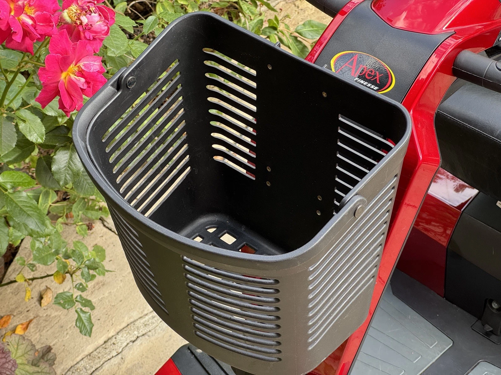 Pride Apex Finesse Mobility Scooter New Batteries - Image 2