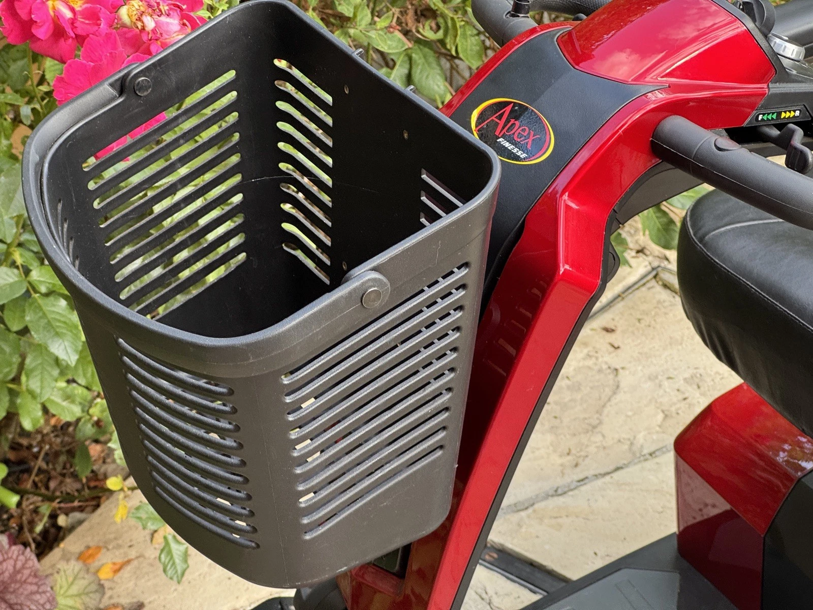 Pride Apex Finesse Mobility Scooter New Batteries - Image 9